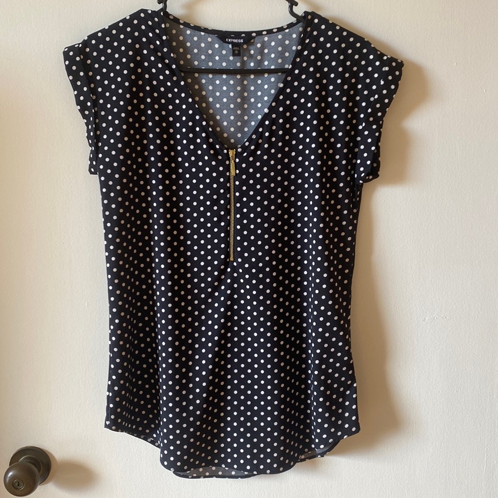 Express Women’s Short Sleeve Blouse